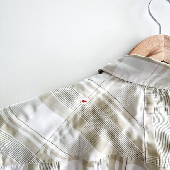 Quiksilver Men's Button Down Camp Shirt Casual Short Sleeve Green Plaid Medium - Picture 7 of 9